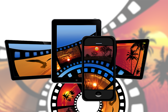 Grafik mit Sonnenuntergang, Tablet, Smartphone und Filmstreifen
